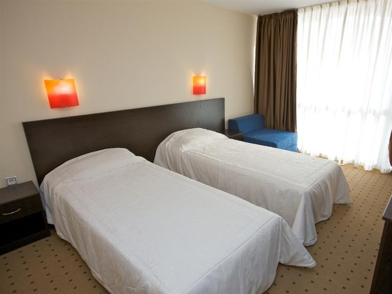 Tropics Hotel Święty Włas Zewnętrze zdjęcie