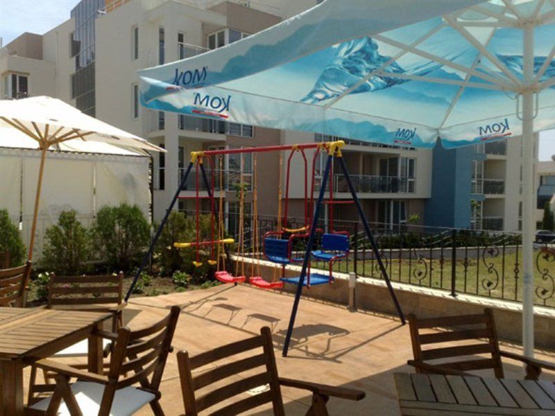 Tropics Hotel Święty Włas Zewnętrze zdjęcie