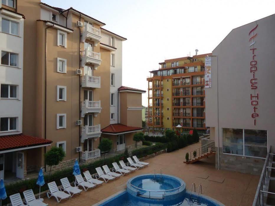 Tropics Hotel Święty Włas Zewnętrze zdjęcie