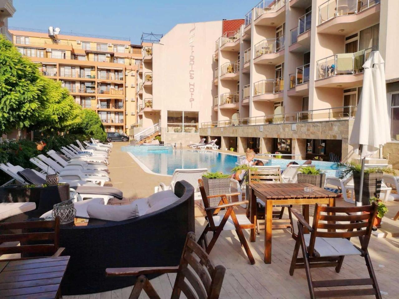 Tropics Hotel Święty Włas Zewnętrze zdjęcie
