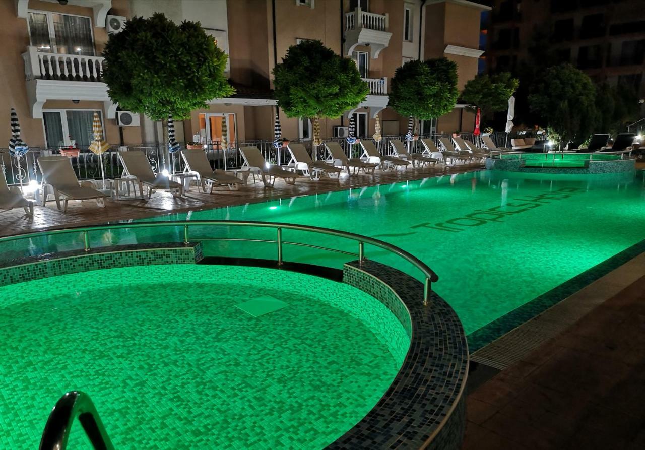 Tropics Hotel Święty Włas Zewnętrze zdjęcie