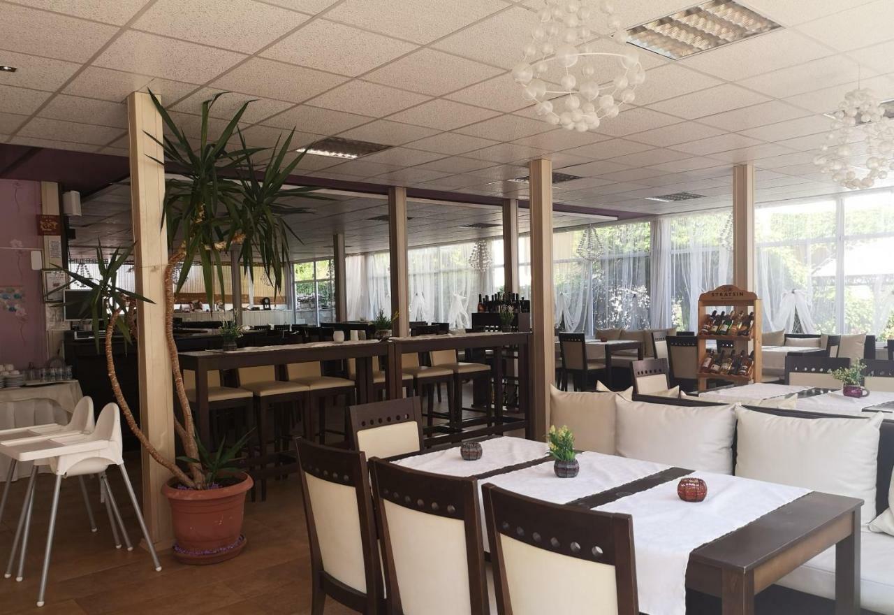 Tropics Hotel Święty Włas Zewnętrze zdjęcie