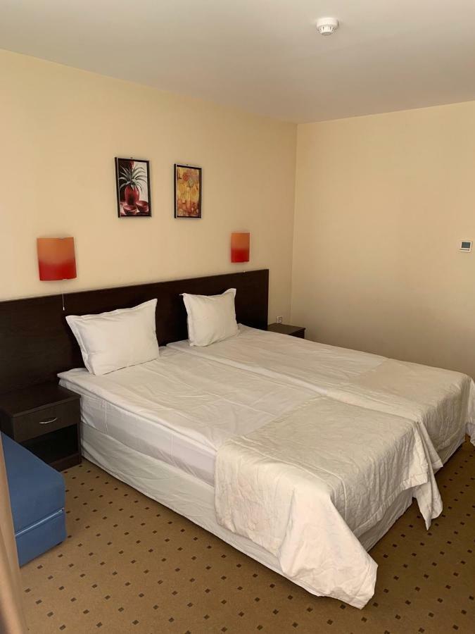 Tropics Hotel Święty Włas Zewnętrze zdjęcie