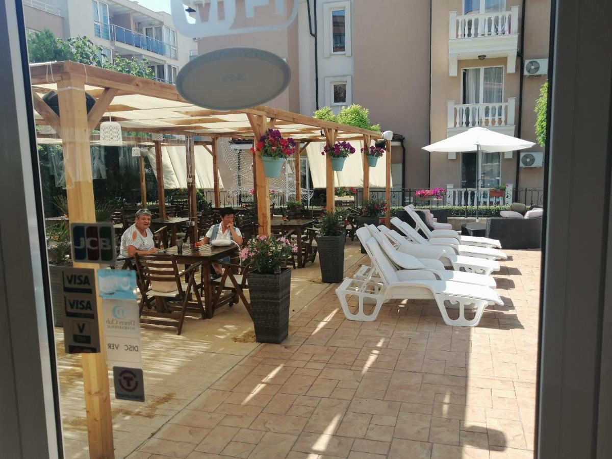 Tropics Hotel Święty Włas Zewnętrze zdjęcie